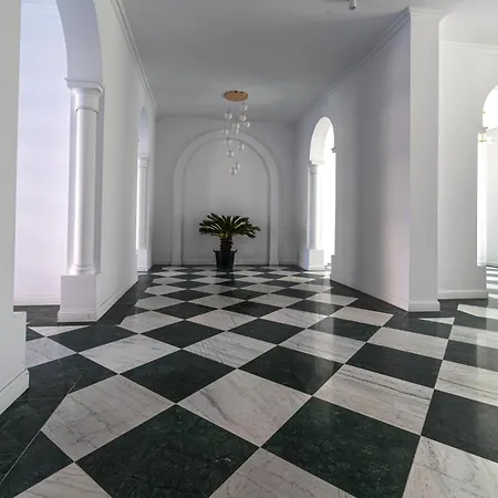 Emax Homes- Axxis Nova Апартаменты Нэводари