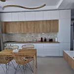 Emax Homes- Axxis Nova Apartment *