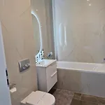 Emax Homes- Axxis Nova Apartment *
