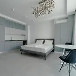 Emax Homes- Axxis Nova Apartment *