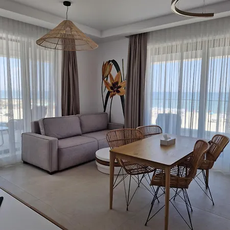 Emax Homes- Axxis Nova Apartamento Năvodari