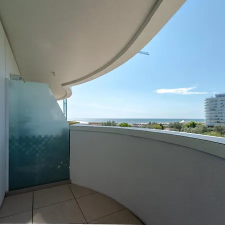 Apartmán Emax Homes- Axxis Nova