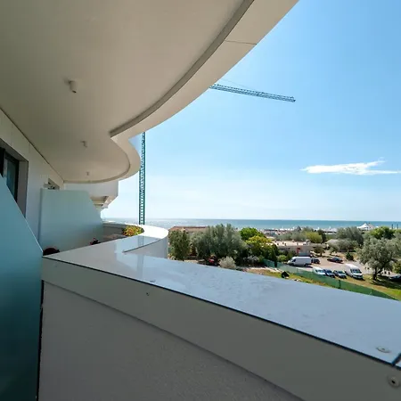 Apartmán Emax Homes- Axxis Nova *